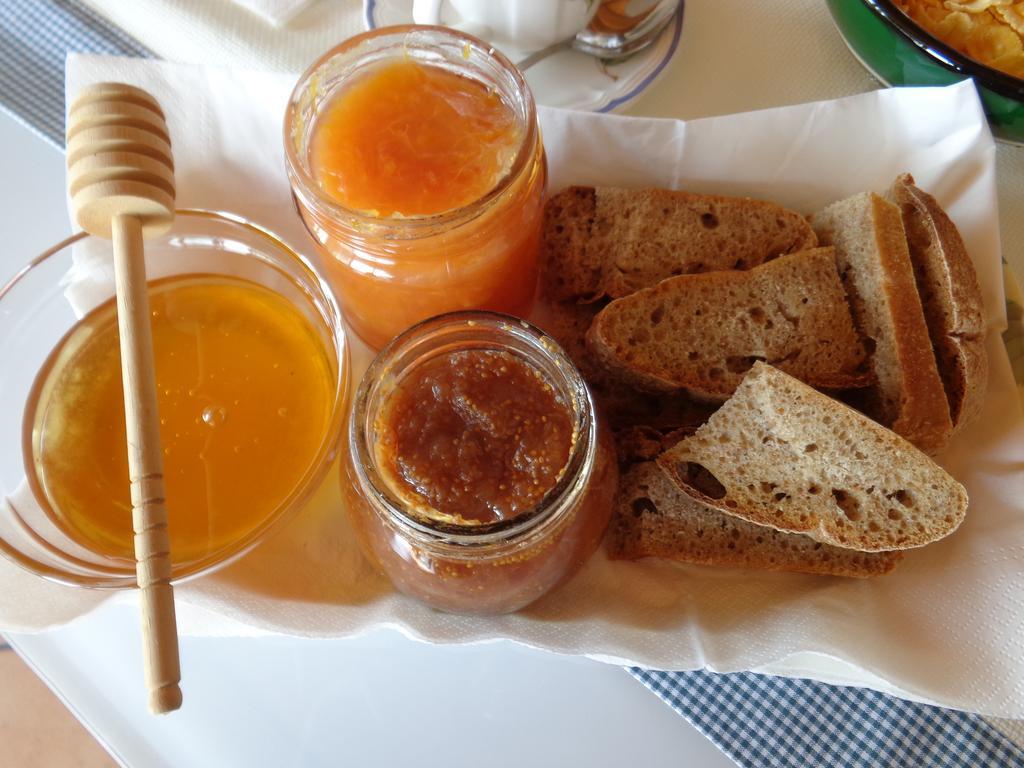 SantʼAlessio Siculo Akron B&B מראה חיצוני תמונה